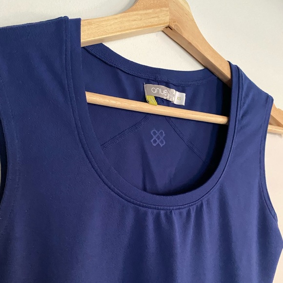 nwot ANUE NEW BALANCE royal blue athletic sleeveless top - Picture 3 of 10